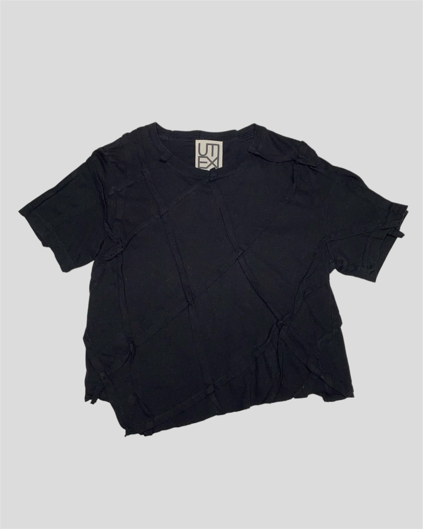 OPEN CUT TEE BLACK