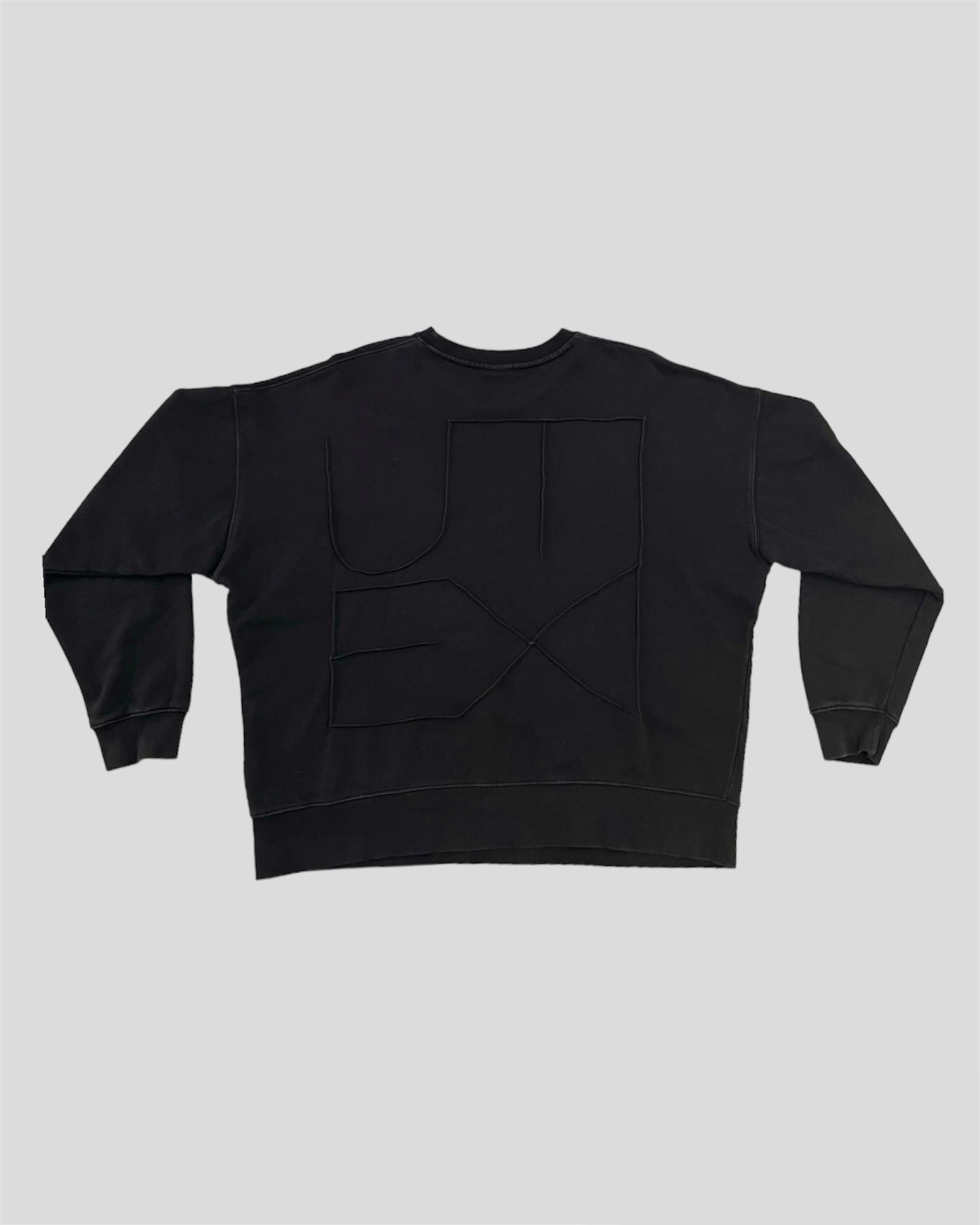 'UTI EXI' LOGO WRINKLE SWEATER BLACK