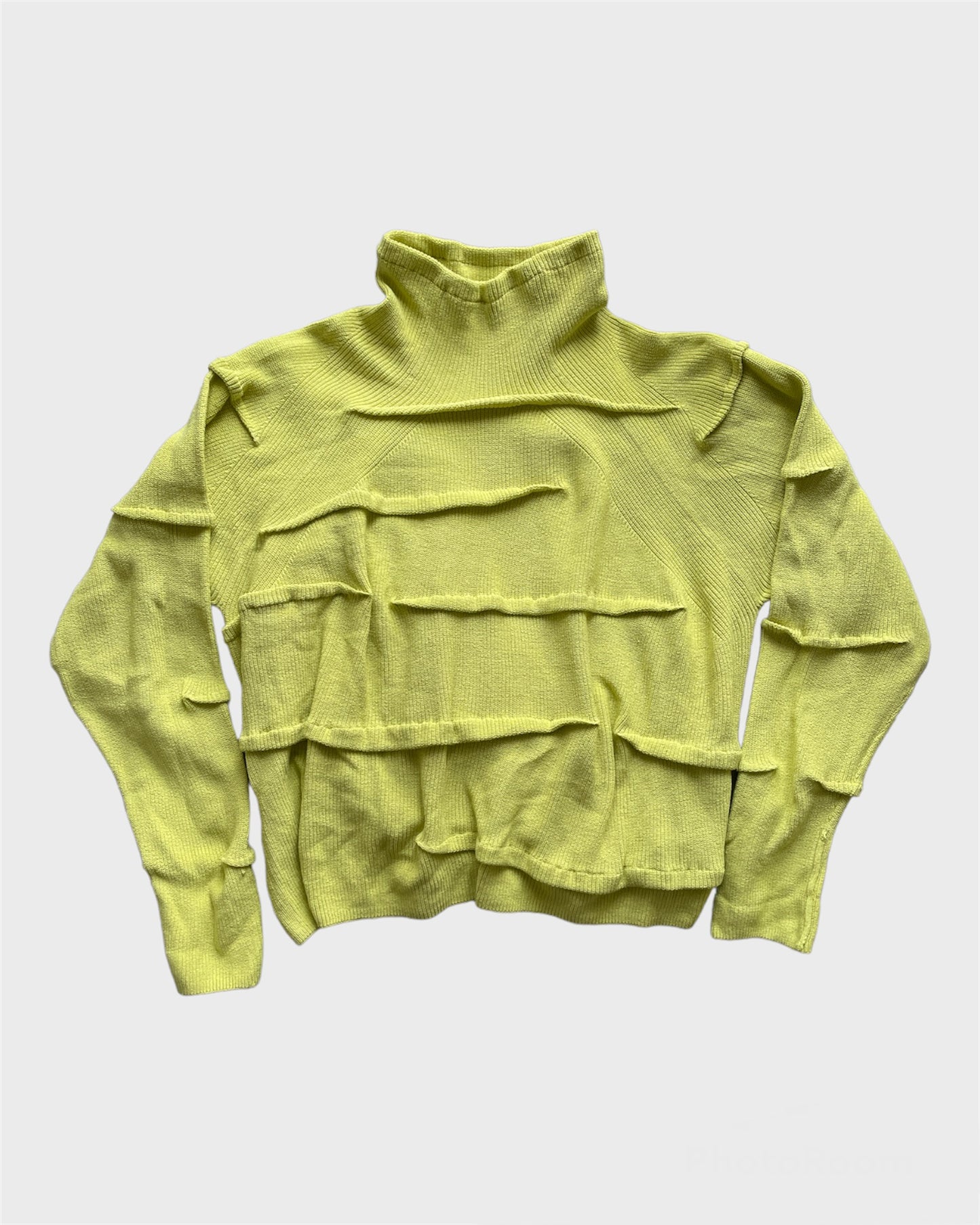 LEMON WRINKLE KNIT SWEATER